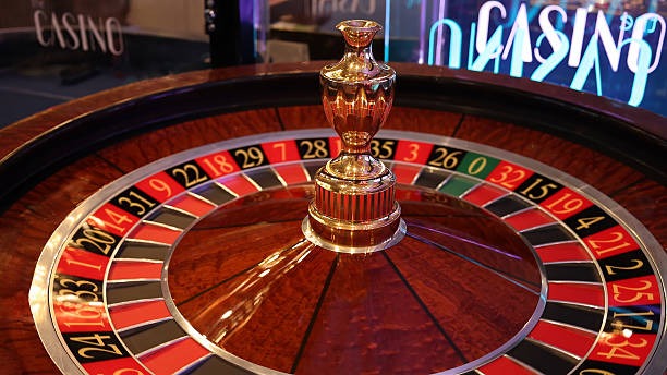Golden Toad slot interface showing reel layout and golden toad symbol